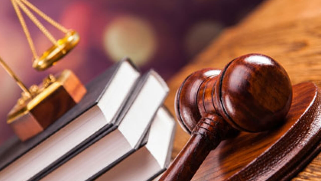 Criando um banco de teses jurídicas